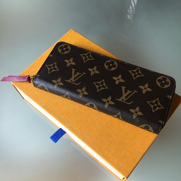 Louis Vuitton Clémence Wallet - Picture 1 of 8